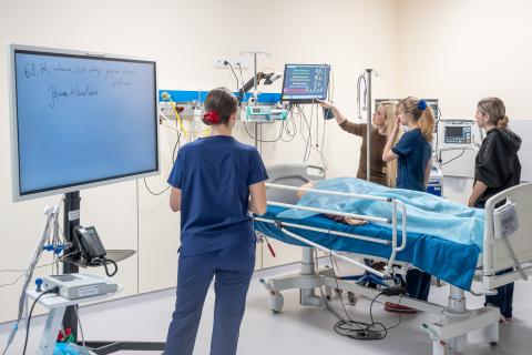 zdjęcie z Olimpiady Wiedzy i Umiejętności w dziedzinie Pielęgniarstwo Stylu Życia w Chorobach Cywilizacyjnych 